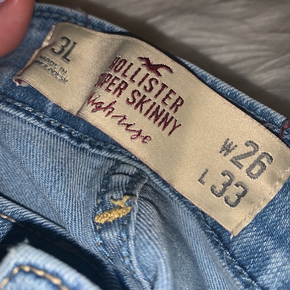 Hollister High Rise Super Skinny Jeans. size 3L - Picture 2 of 3